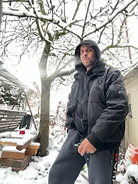 Snapshot of Huncutkuki chatting on 11.23.25 Huncutkuki online show from 11.23.25