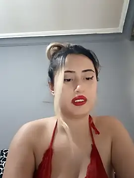 Snapshot of afrodizyak chatting on 02.13.25 afrodizyak online show from 02.13.25