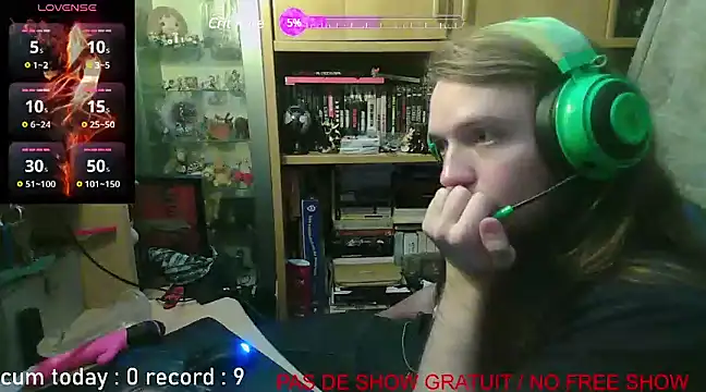 nicolasdumand21 online show from 12.13.24