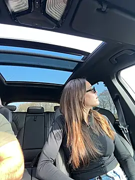 Snapshot of JuicyFruits93 chatting on 03.04.26 JuicyFruits93 online show from 03.04.26