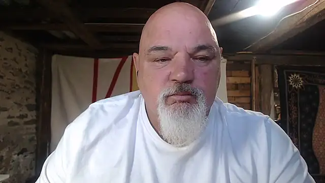 Snapshot of Newfiesausage1972 chatting on 07.23.26 Newfiesausage1972 online show from 07.23.26