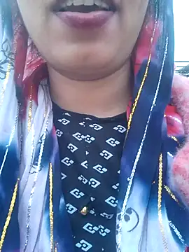 Snapshot of Simaran_bhabhi chatting on 02.10.25 Simaran bhabhi online show from 02.10.25