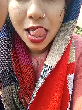 Snapshot of Simaran_bhabhi chatting on 02.12.25 Simaran bhabhi online show from 02.12.25