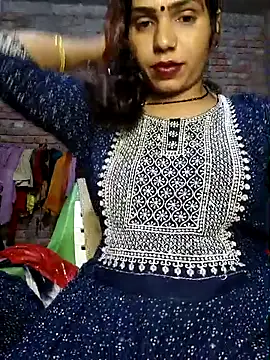 Snapshot of Simaran_bhabhi chatting on 02.18.25 Simaran bhabhi online show from 02.18.25
