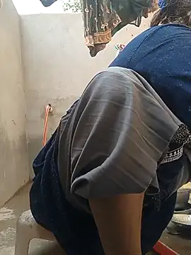 Snapshot of Simaran_bhabhi chatting on 03.11.25 Simaran bhabhi online show from 03.11.25