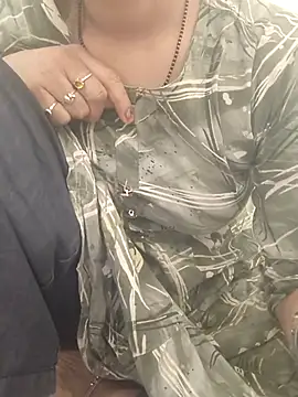 Snapshot of Simaran_bhabhi chatting on 12.16.25 Simaran bhabhi online show from 12.16.25