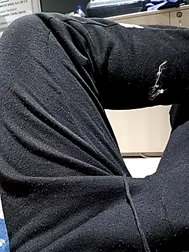 Snapshot of Jair2310 chatting on 04.12.26 Jair2310 online show from 04.12.26