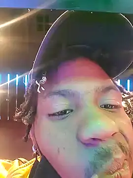 Snapshot of gaimov3r2024 chatting on 01.12.25 gaimov3r2024 online show from 01.12.25