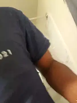 Snapshot of gaimov3r2024 chatting on 12.02.25 gaimov3r2024 online show from 12.02.25