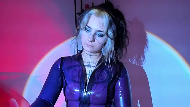 lady sontse  online show from 02.17.25