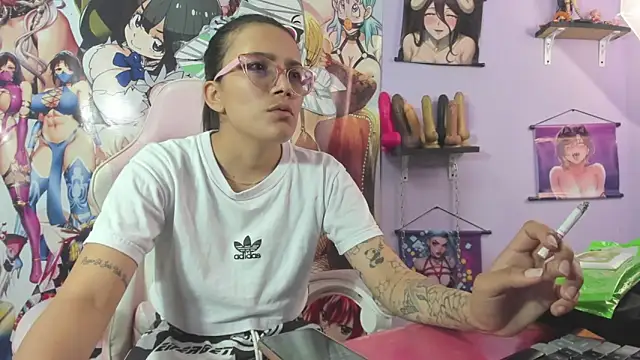 Yaumiko online show from 10.30.25