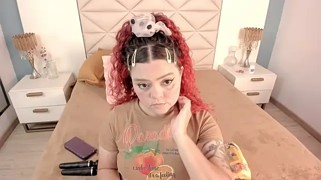 Twwiiggy online show from 03.17.26