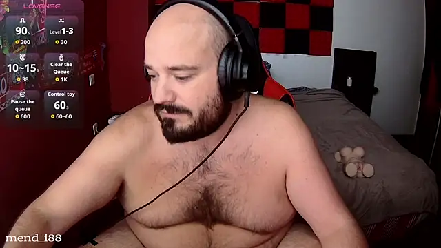 menditeta1 online show from 10.31.25