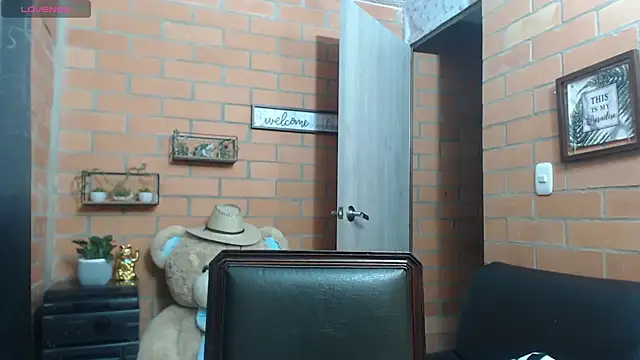 alexia 87 online show from 09.23.25