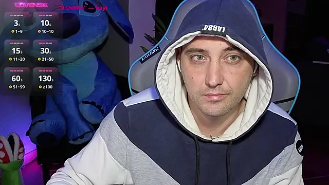 Snapshot of Gil_gamesh90 chatting on 11.23.25 Gil gamesh90 online show from 11.23.25