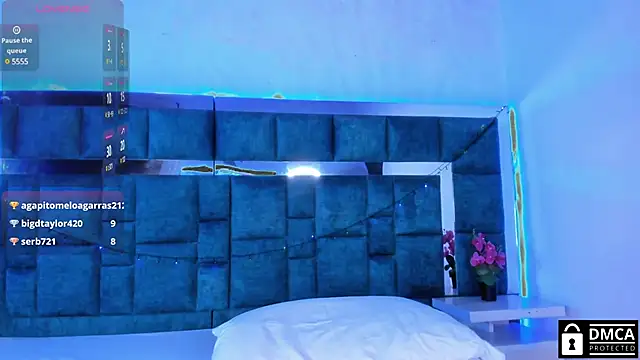 Snapshot of Venus_velez_ chatting on 12.28.24 Venus velez online show from 12.28.24