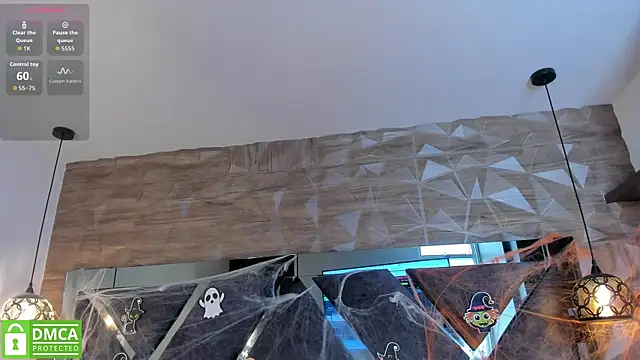 Snapshot of Venus_velez_ chatting on 10.23.25 Venus velez online show from 10.23.25