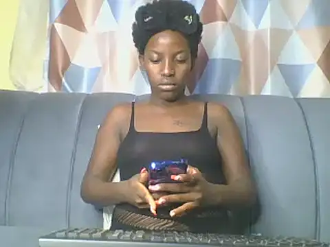 HoLy-ViRgiN online show from 02.28.25