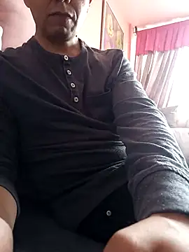 GuapoCoqueto online show from 11.26.25