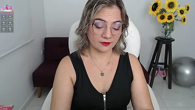 ana milf online show from 09.14.25