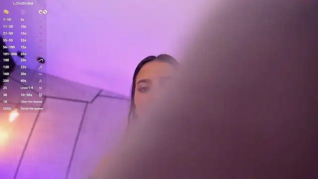 danii hill  online show from 02.14.25