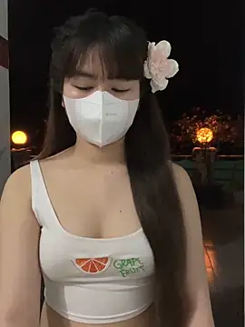 BabyThree  online show from 01.12.25