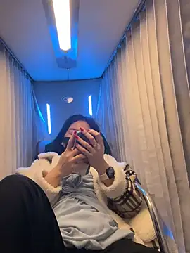 BabyThree  online show from 01.17.25