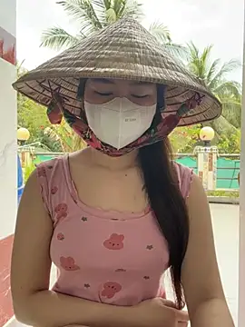 BabyThree  online show from 02.12.25