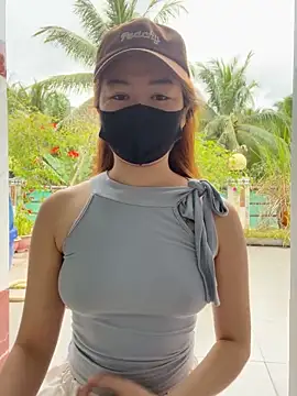 BabyThree  online show from 09.27.25