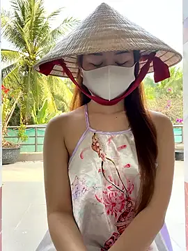 BabyThree  online show from 01.08.26