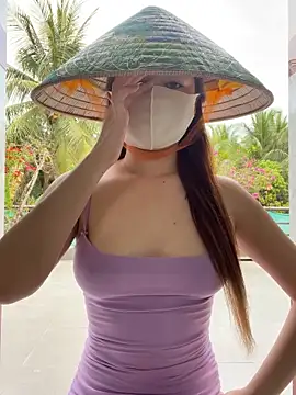 BabyThree  online show from 04.03.26