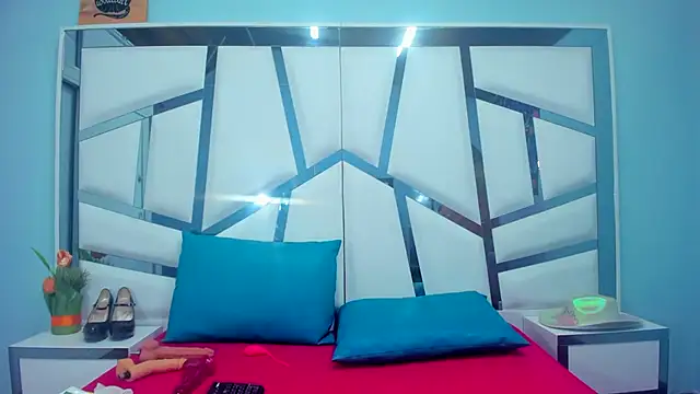 chanel hot 001 online show from 11.13.25