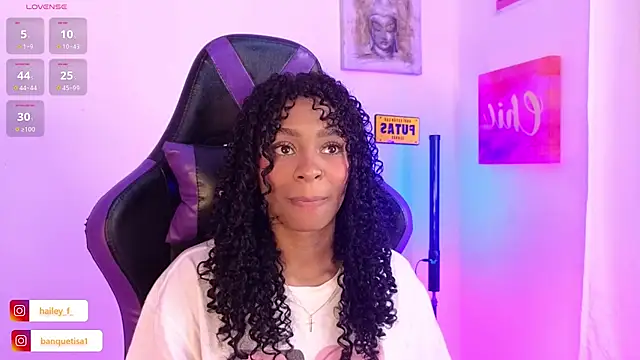 Heily Fox online show from 02.08.25