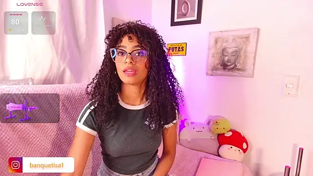 Heily Fox online show from 03.10.25