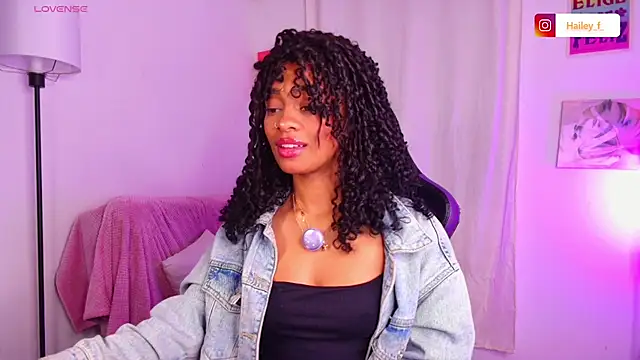 Heily Fox online show from 03.22.25