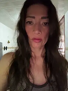 Snapshot of Yulia_sx chatting on 02.13.26 Yulia sx online show from 02.13.26