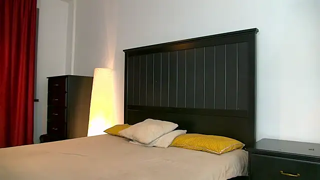 Yanira Muslim online show from 01.14.26