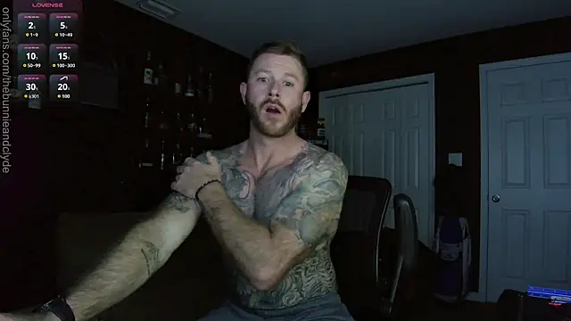 Snapshot of chillinthemosttt chatting on 12.18.24 chillinthemosttt online show from 12.18.24