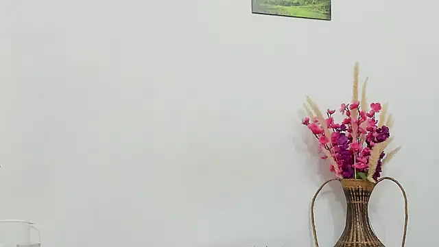 Latin Mature975 online show from 10.05.25