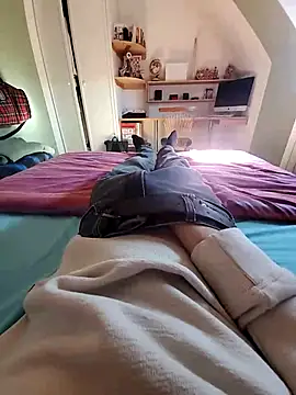 Snapshot of Vijeniv13 chatting on 03.04.26 Vijeniv13 online show from 03.04.26