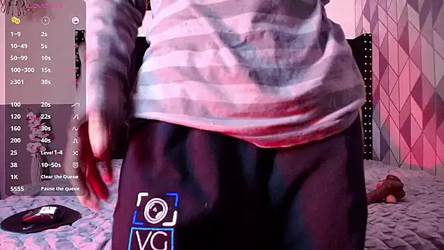 Snapshot of innocentlady_ chatting on 02.22.25 innocentlady online show from 02.22.25