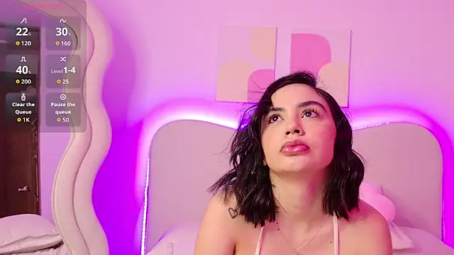 Snapshot of innocentlady_ chatting on 09.19.25 innocentlady online show from 09.19.25