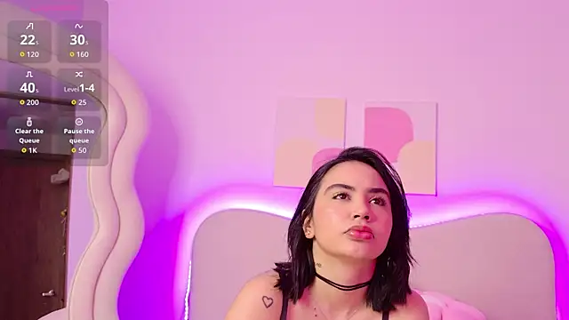 Snapshot of innocentlady_ chatting on 09.23.25 innocentlady online show from 09.23.25