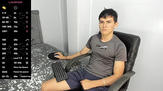 Jacobb Lee online show from 12.21.24