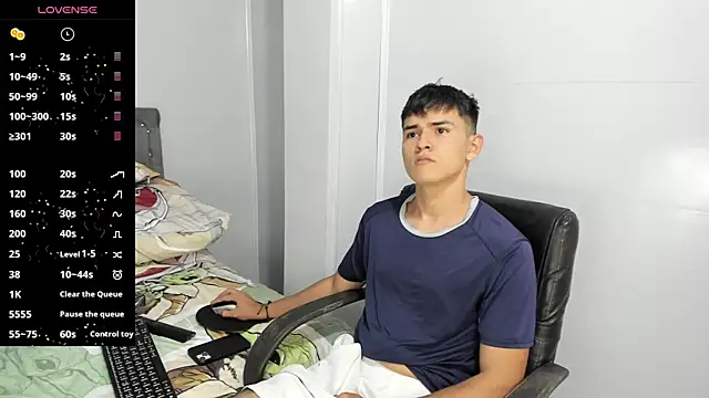 Jacobb Lee online show from 02.10.25