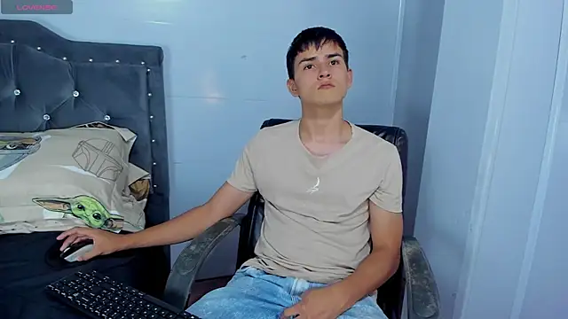 Jacobb Lee online show from 11.24.25