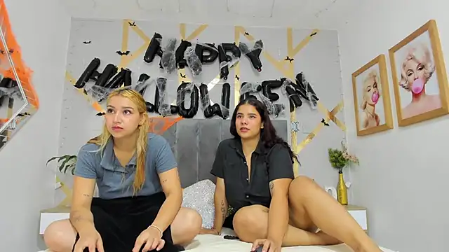 Danna Reyees online show from 10.09.25