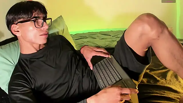 Teo skinny online show from 03.22.25