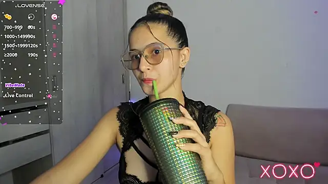 Lilacutte  online show from 02.07.26