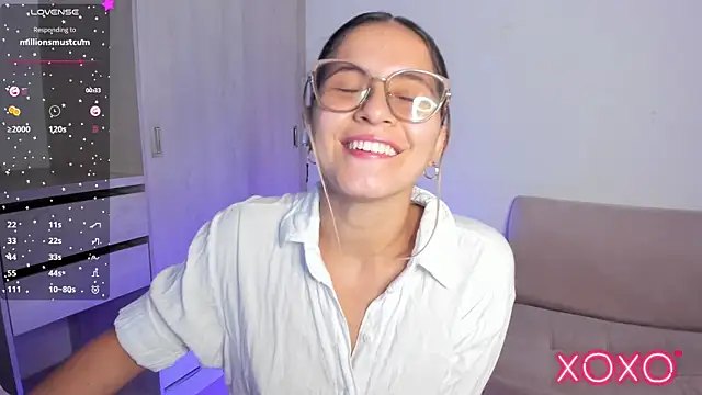 Lilacutte  online show from 03.21.26